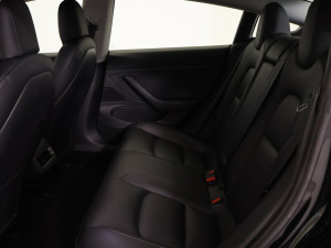 Tesla Model 3 60 kWh 239kW