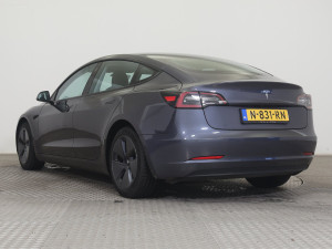 Tesla Model 3 60 kWh 239kW