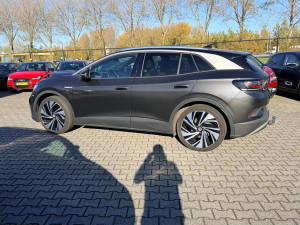 Volkswagen ID.4 1st Max 77 kWh 150kW
