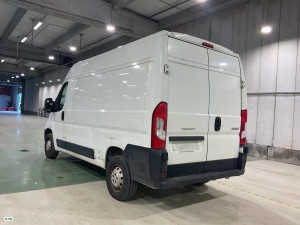 Peugeot Boxer Premium 2.2 HDI 88kW