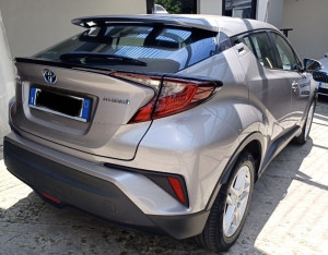 Toyota C-HR Business 1.8h 90kW