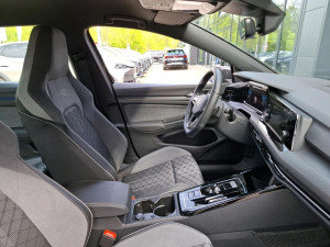 Volkswagen Golf R-Line 1.5 eTSI 96kW