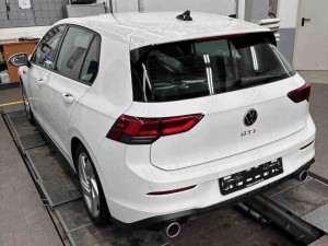 Volkswagen Golf 2.0 TSI 180kW
