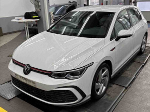 Volkswagen Golf 2.0 TSI 180kW