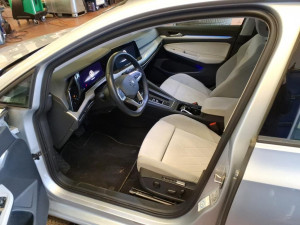 Volkswagen Golf Life 2.0 TDI 110kW