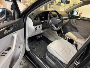 Volkswagen Tiguan Elegance 2.0 TSI 180kW